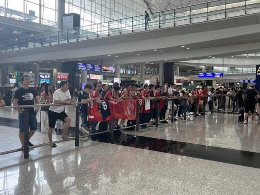 中國香港隊(duì)主帥期待與曼聯(lián)交鋒帶來驚喜
