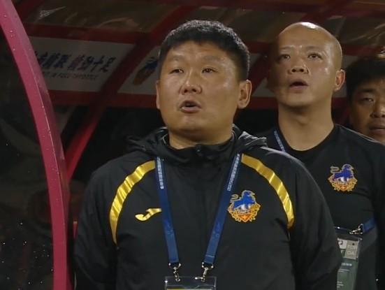 劉建業(yè)：感謝隊(duì)員和球迷，我們奉獻(xiàn)了一場精彩的比賽
