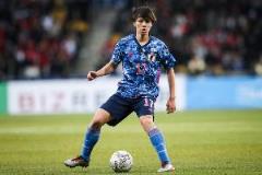 田中碧分析日本平沙特：禁區(qū)缺乏接應點，傳中效果不佳