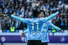 青春風(fēng)暴來襲！19歲朱鵬宇、王鈺棟首秀 19歲李新翔一射二傳