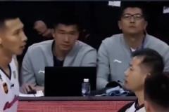 老弟你要釣魚去了??！庫里和杜蘭特在球員通道相遇，都說了些啥？